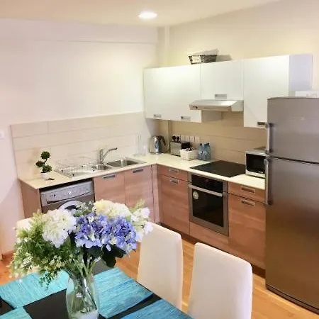 Seven Beach Apartman *